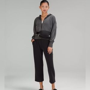 Lululemon Everywhere 1L belt bag - extended strap